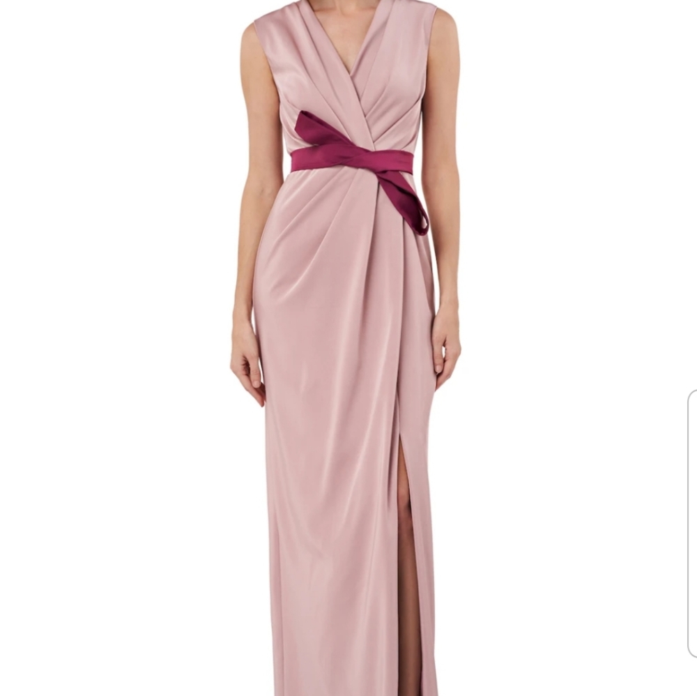 Kay Unger Contessa Stretch Faille Column Gown
4